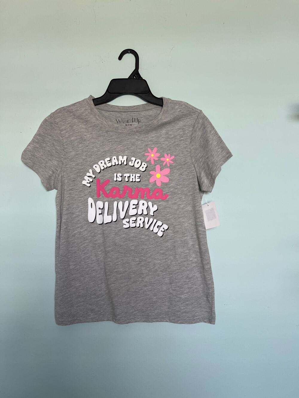 Women’s Grey Short Sleeve Printed Dream Job T-Shirt.  Size ( 7-9) M.